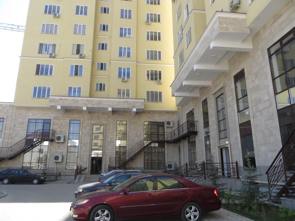 Bishkek Maximus Apartament 2 Exteriör bild